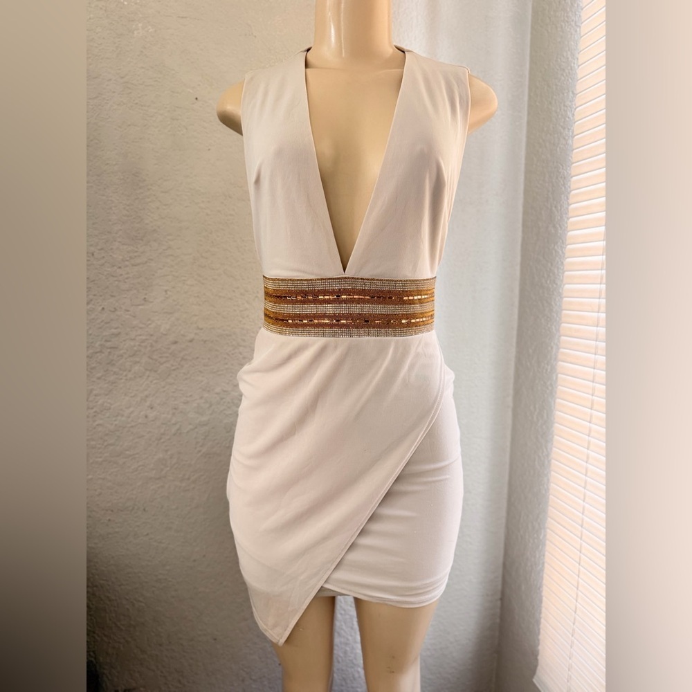 bebe ivory embellished Jewel Waist asym Plunge deep v top dress S - Picture 4 of 13
